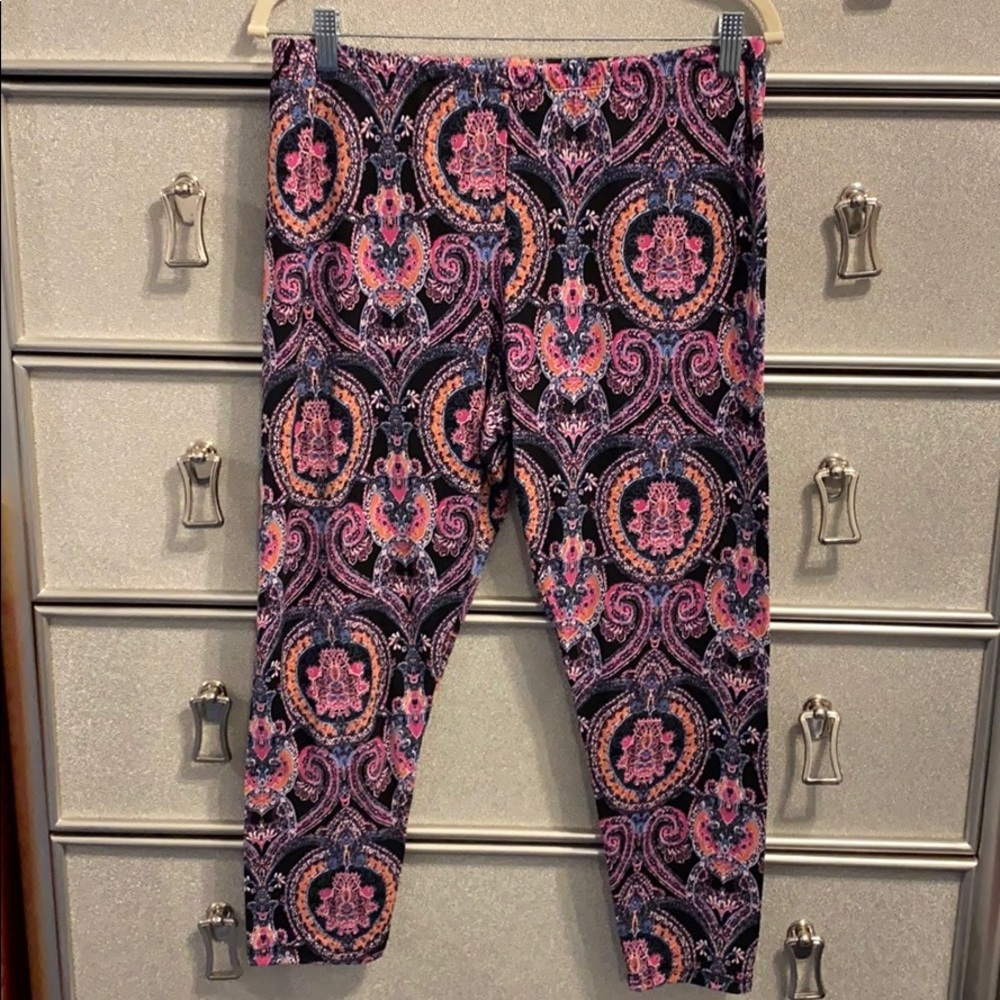 French Laundry Paisley Print Legging 1X